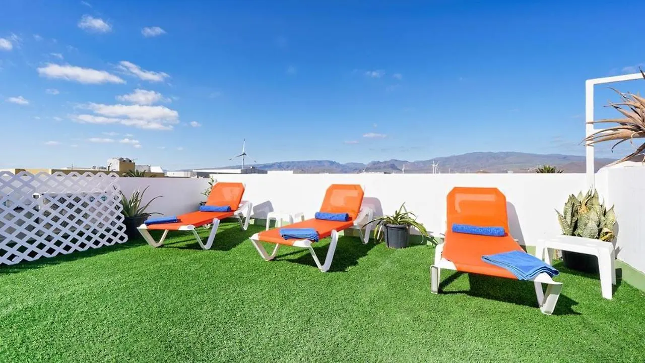 Cosy Apartment In Arinaga 50 M² City View