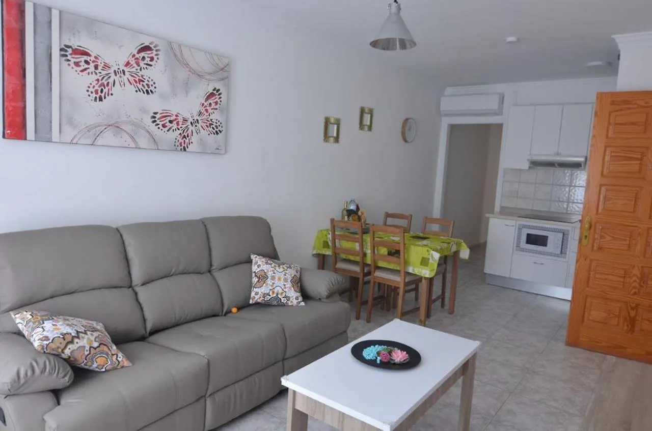 Cosy Apartment In Arinaga 50 M² City View