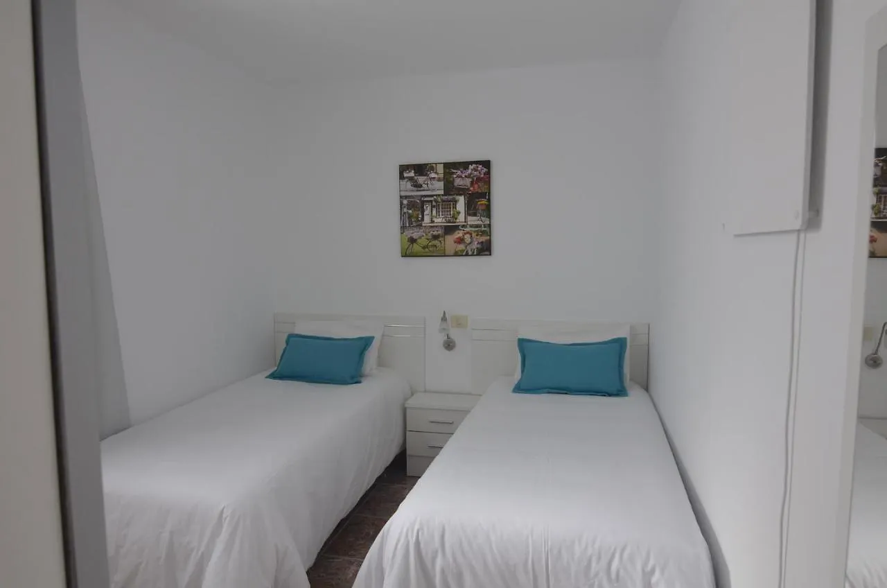 Cosy Apartment In Arinaga 50 M² City View